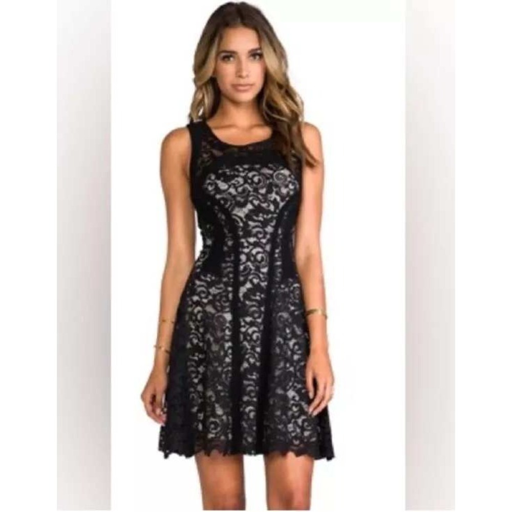 Diane Von Furstenburg Kala Lace‎ Dress Sz 4 Sleeveless Black